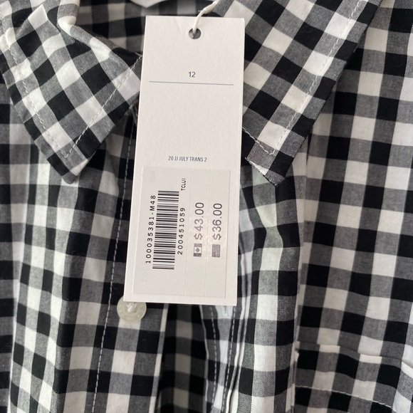 Boy’s button down shirt - Picture 2 of 2